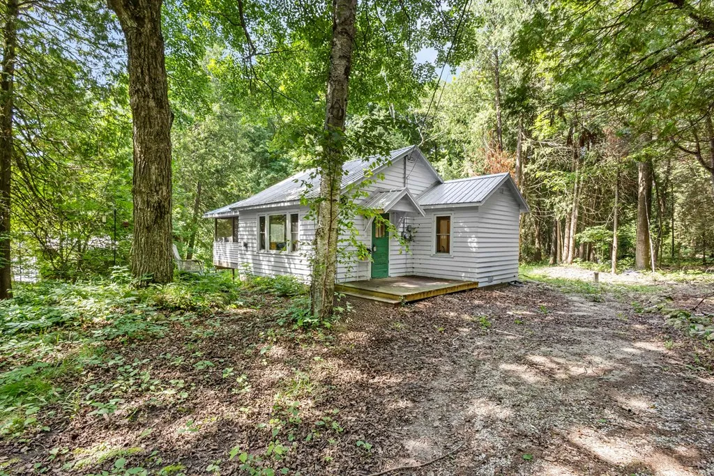 7376 Elms Rd, Sturgeon Bay, Wisconsin 54235, 2 Bedrooms Bedrooms, ,1 BathroomBathrooms,Inland-Residential,For Sale,Elms Rd,144274
