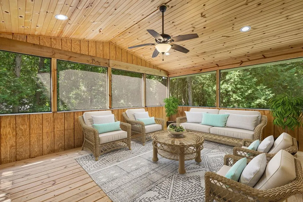 7376 Elms Rd, Sturgeon Bay, Wisconsin 54235, 2 Bedrooms Bedrooms, ,1 BathroomBathrooms,Inland-Residential,For Sale,Elms Rd,144274
