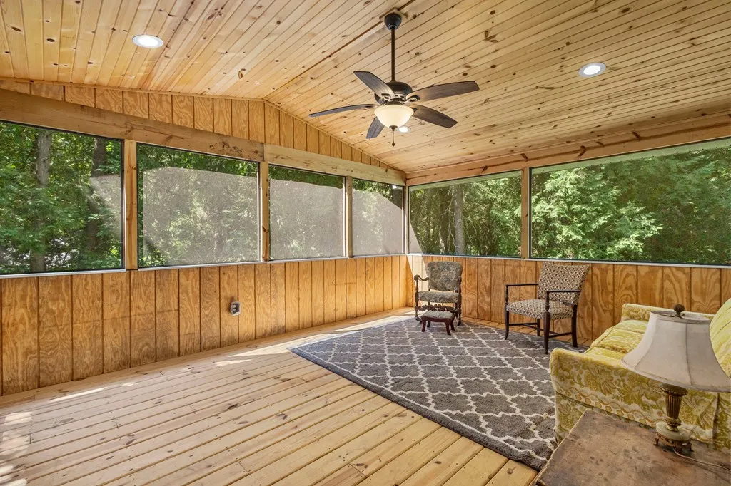7376 Elms Rd, Sturgeon Bay, Wisconsin 54235, 2 Bedrooms Bedrooms, ,1 BathroomBathrooms,Inland-Residential,For Sale,Elms Rd,144274