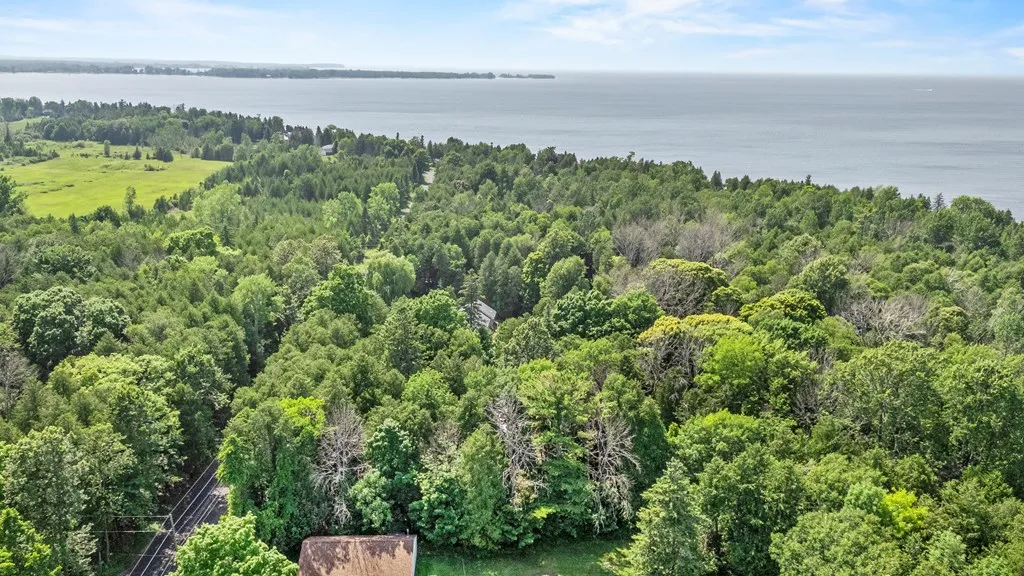 7376 Elms Rd, Sturgeon Bay, Wisconsin 54235, 2 Bedrooms Bedrooms, ,1 BathroomBathrooms,Inland-Residential,For Sale,Elms Rd,144274