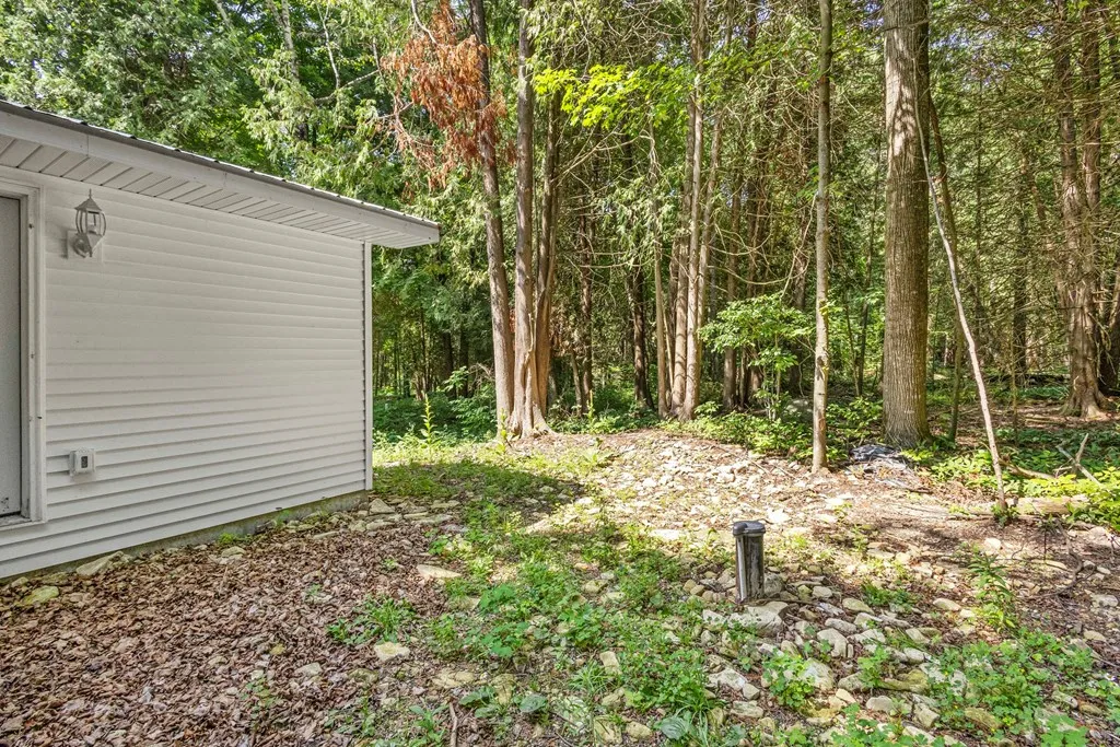 7376 Elms Rd, Sturgeon Bay, Wisconsin 54235, 2 Bedrooms Bedrooms, ,1 BathroomBathrooms,Inland-Residential,For Sale,Elms Rd,144274