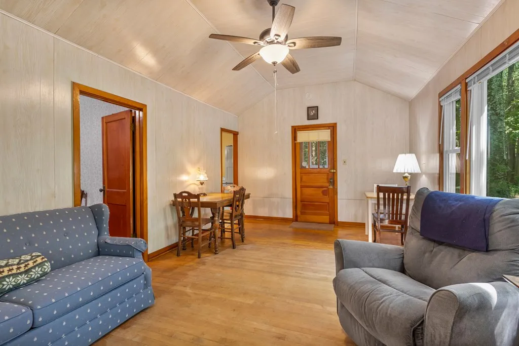 7376 Elms Rd, Sturgeon Bay, Wisconsin 54235, 2 Bedrooms Bedrooms, ,1 BathroomBathrooms,Inland-Residential,For Sale,Elms Rd,144274