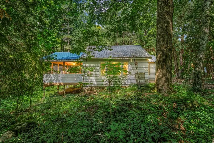 7376 Elms Rd, Sturgeon Bay, Wisconsin 54235, 2 Bedrooms Bedrooms, ,1 BathroomBathrooms,Inland-Residential,For Sale,Elms Rd,144274