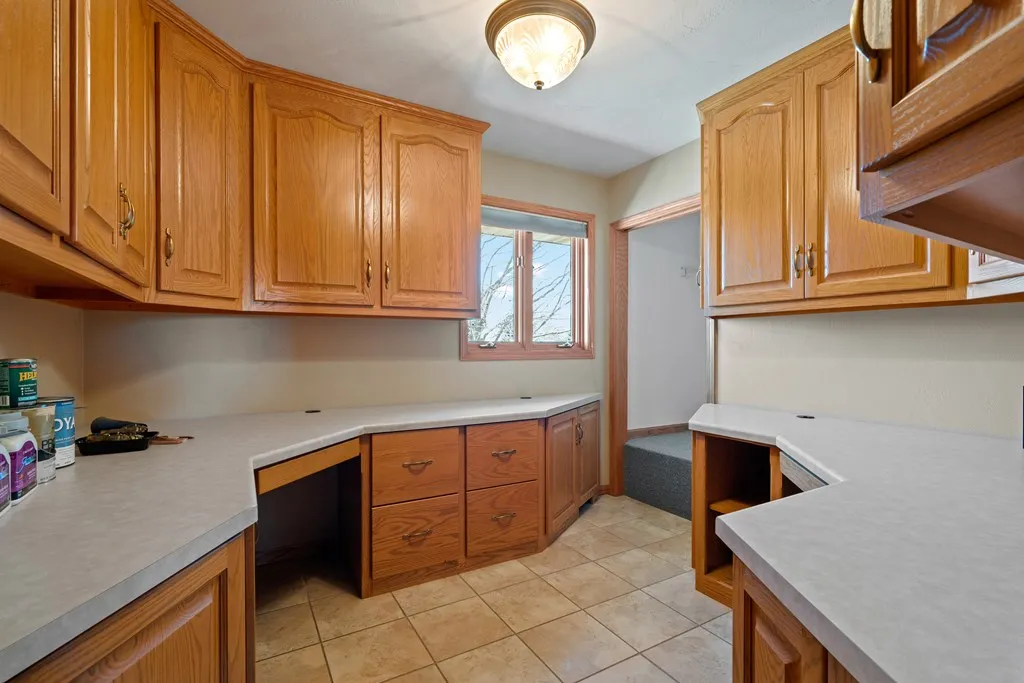 405 N 18th Ave, Sturgeon Bay Wi 54235, 4 Bedrooms Bedrooms, ,4 BathroomsBathrooms,Inland-Residential,For Sale,N 18th Ave,141450