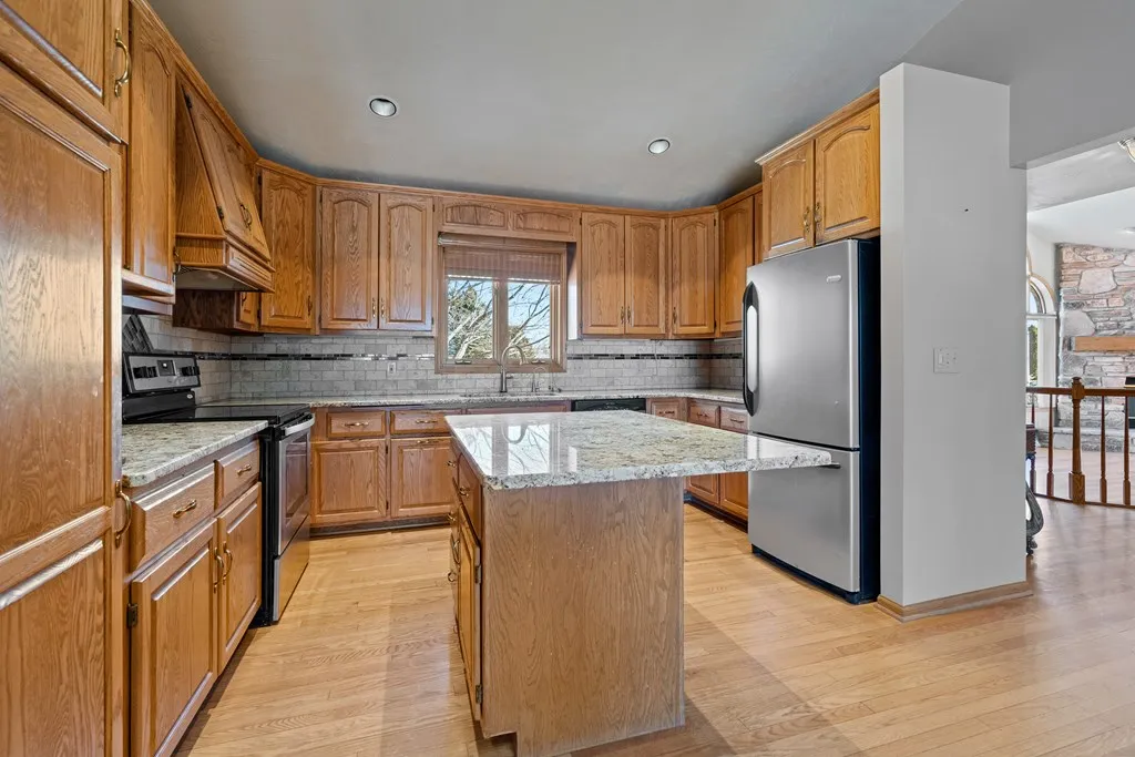 405 N 18th Ave, Sturgeon Bay Wi 54235, 4 Bedrooms Bedrooms, ,4 BathroomsBathrooms,Inland-Residential,For Sale,N 18th Ave,141450