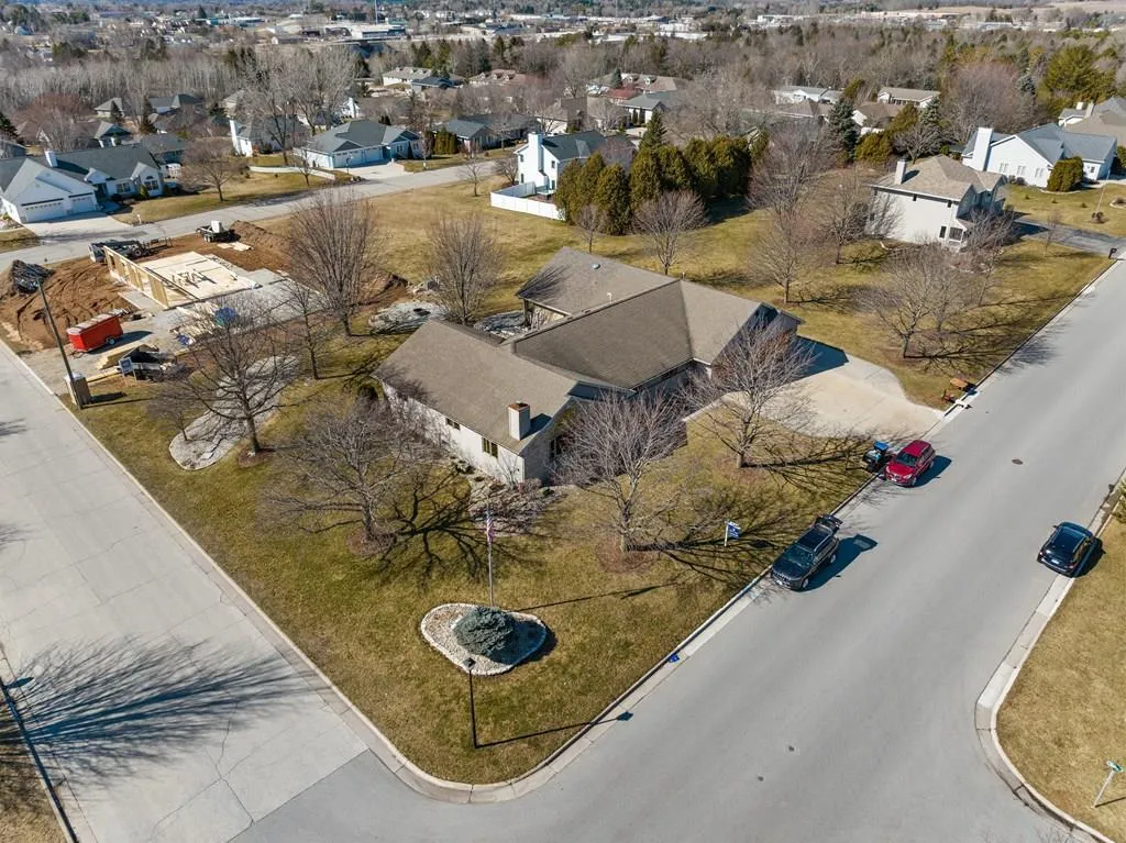 405 N 18th Ave, Sturgeon Bay Wi 54235, 4 Bedrooms Bedrooms, ,4 BathroomsBathrooms,Inland-Residential,For Sale,N 18th Ave,141450
