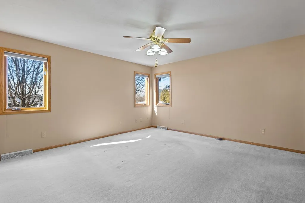 405 N 18th Ave, Sturgeon Bay Wi 54235, 4 Bedrooms Bedrooms, ,4 BathroomsBathrooms,Inland-Residential,For Sale,N 18th Ave,141450