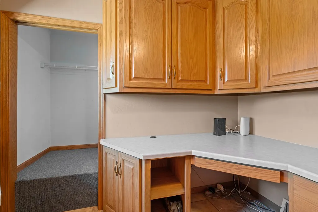 405 N 18th Ave, Sturgeon Bay Wi 54235, 4 Bedrooms Bedrooms, ,4 BathroomsBathrooms,Inland-Residential,For Sale,N 18th Ave,141450