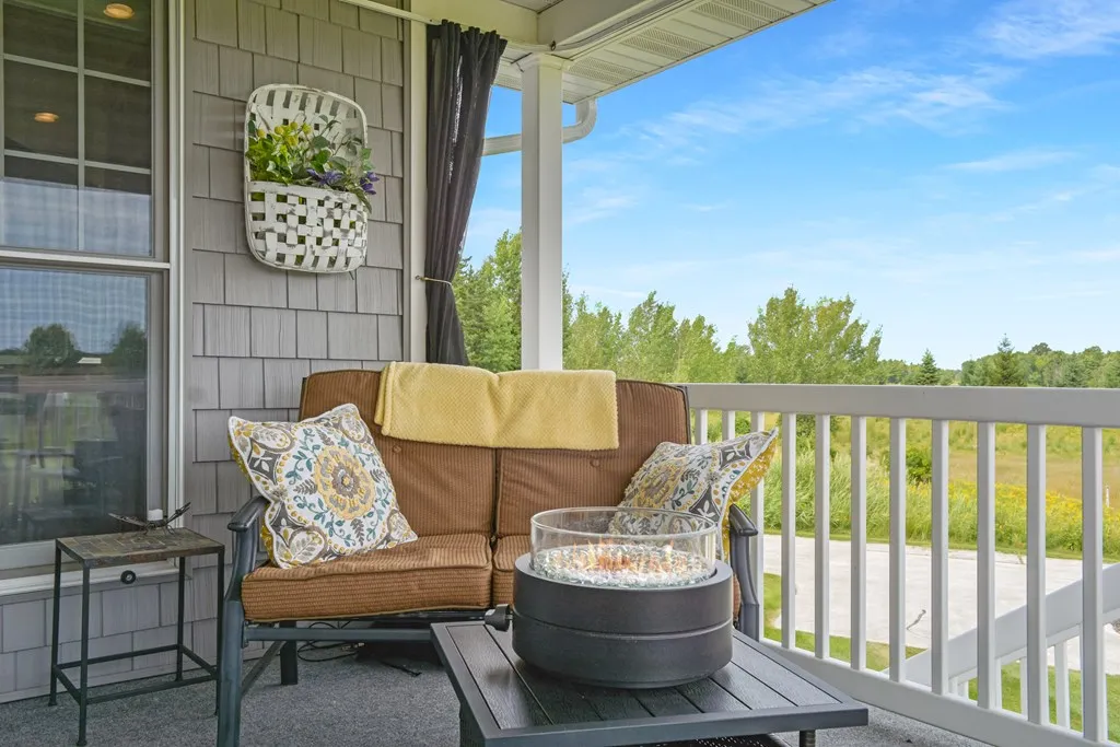 6950 Cobblestone Rd # 1102, Egg Harbor, Wisconsin 54209, 3 Bedrooms Bedrooms, ,2 BathroomsBathrooms,Condominium,For Sale,Cobblestone Rd,144498