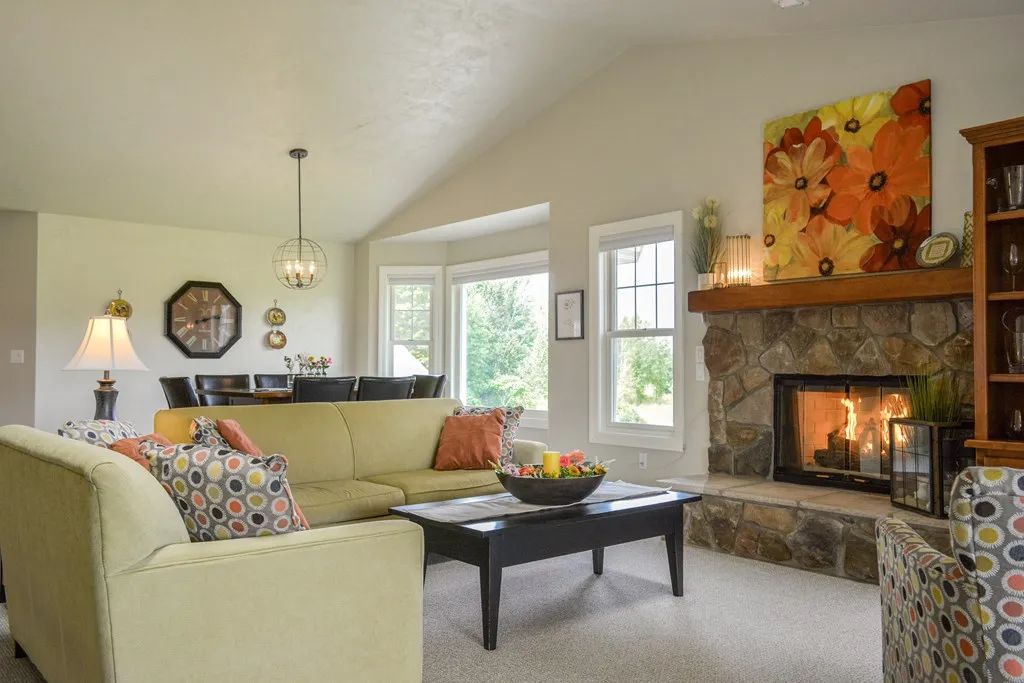 6950 Cobblestone Rd # 1102, Egg Harbor, Wisconsin 54209, 3 Bedrooms Bedrooms, ,2 BathroomsBathrooms,Condominium,For Sale,Cobblestone Rd,144498