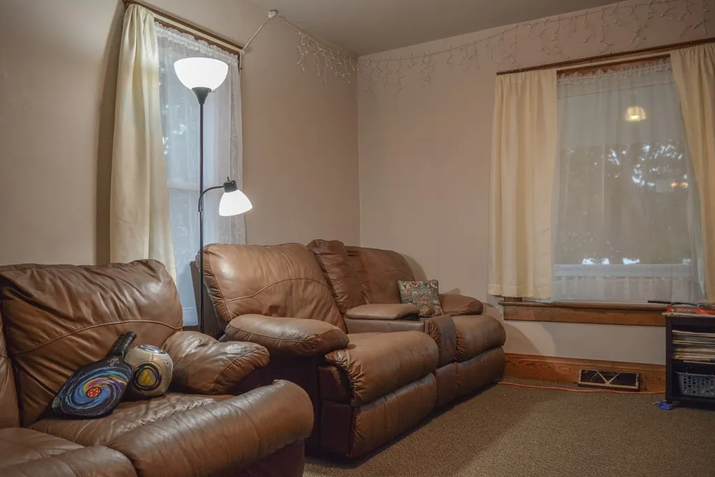 532 N 8th Ave, Sturgeon Bay, Wisconsin 54235, 4 Bedrooms Bedrooms, ,1 BathroomBathrooms,Inland-Residential,For Sale,N 8th Ave,144469