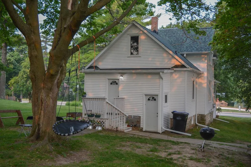 532 N 8th Ave, Sturgeon Bay, Wisconsin 54235, 4 Bedrooms Bedrooms, ,1 BathroomBathrooms,Inland-Residential,For Sale,N 8th Ave,144469