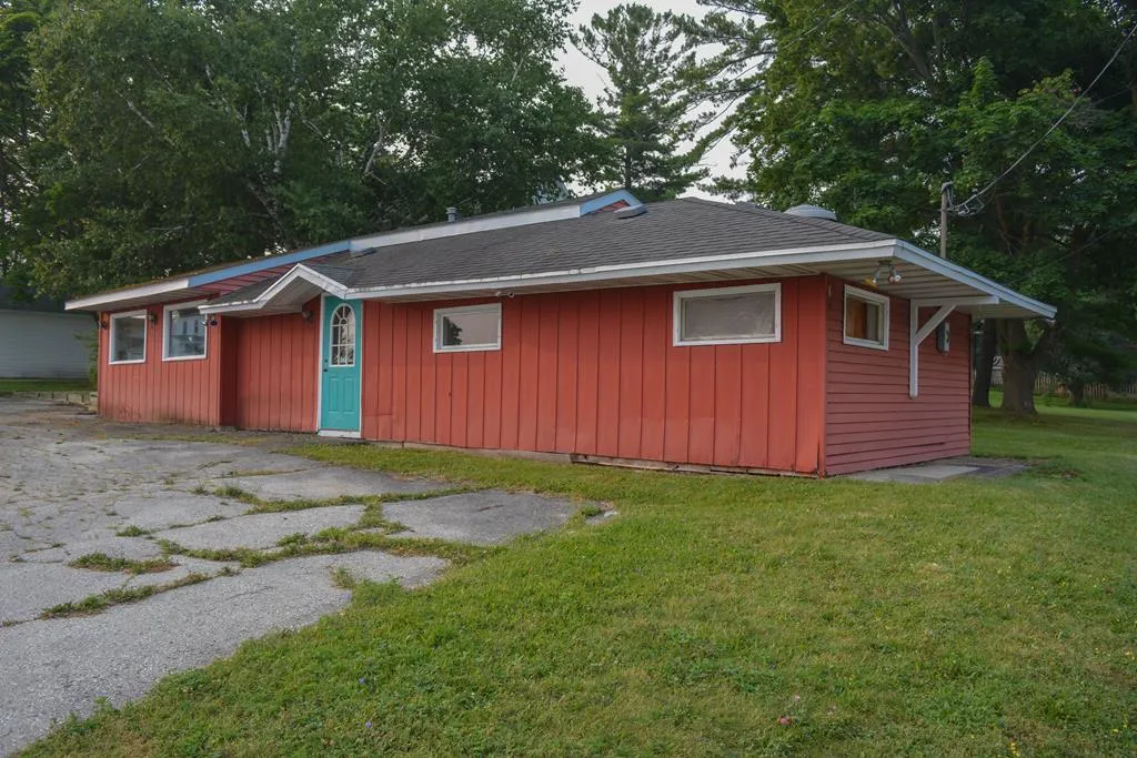 532 N 8th Ave, Sturgeon Bay, Wisconsin 54235, 4 Bedrooms Bedrooms, ,1 BathroomBathrooms,Inland-Residential,For Sale,N 8th Ave,144469