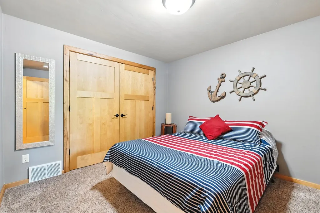3946 Bay Shore Dr, Sturgeon Bay, Wisconsin 54235, 3 Bedrooms Bedrooms, ,3 BathroomsBathrooms,Inland-Residential,For Sale,Bay Shore Dr,144341