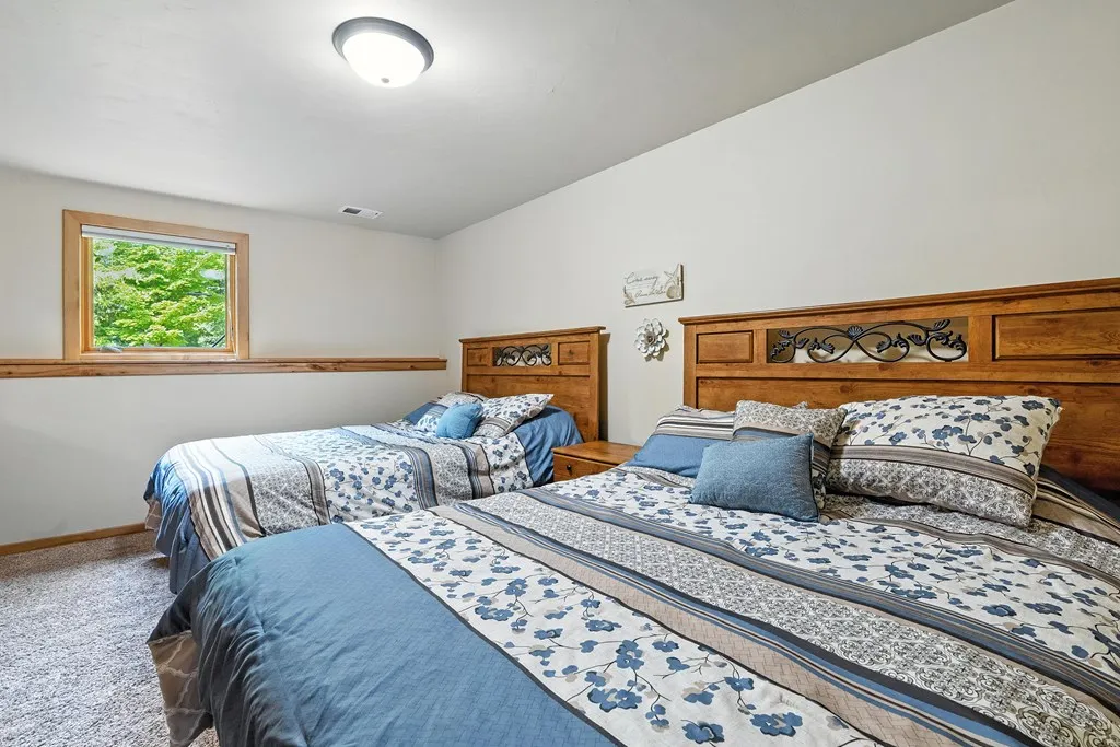 3946 Bay Shore Dr, Sturgeon Bay, Wisconsin 54235, 3 Bedrooms Bedrooms, ,3 BathroomsBathrooms,Inland-Residential,For Sale,Bay Shore Dr,144341