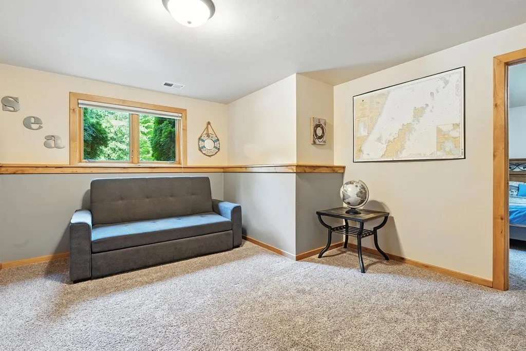 3946 Bay Shore Dr, Sturgeon Bay, Wisconsin 54235, 3 Bedrooms Bedrooms, ,3 BathroomsBathrooms,Inland-Residential,For Sale,Bay Shore Dr,144341