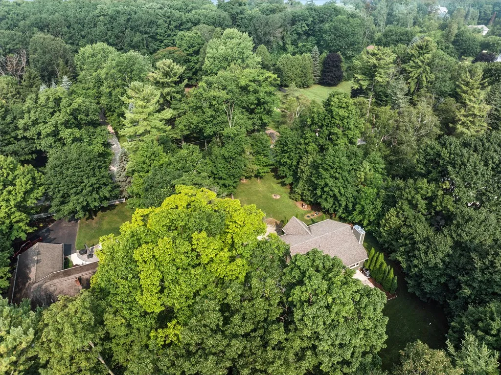 3946 Bay Shore Dr, Sturgeon Bay, Wisconsin 54235, 3 Bedrooms Bedrooms, ,3 BathroomsBathrooms,Inland-Residential,For Sale,Bay Shore Dr,144341