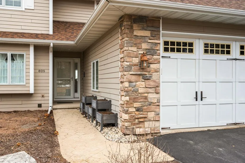 825 Bridgeview Ln, Sturgeon Bay Wi 54235, 4 Bedrooms Bedrooms, ,4 BathroomsBathrooms,Condominium,For Sale,Bridgeview Ln,141401