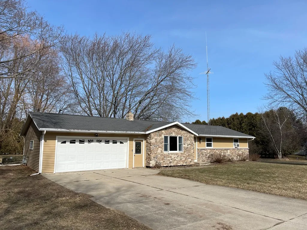 6842 Edgewood Ct, Sturgeon Bay Wi 54235, 3 Bedrooms Bedrooms, ,2 BathroomsBathrooms,Inland-Residential,For Sale,Edgewood Ct,141407