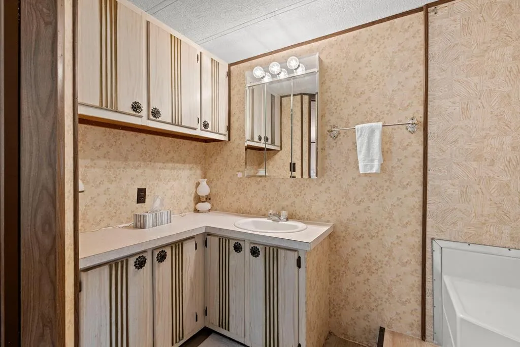 5691 W Carlsville Rd, Sturgeon Bay Wi 54235, 3 Bedrooms Bedrooms, ,2 BathroomsBathrooms,Inland-Residential,For Sale,W Carlsville Rd,141763