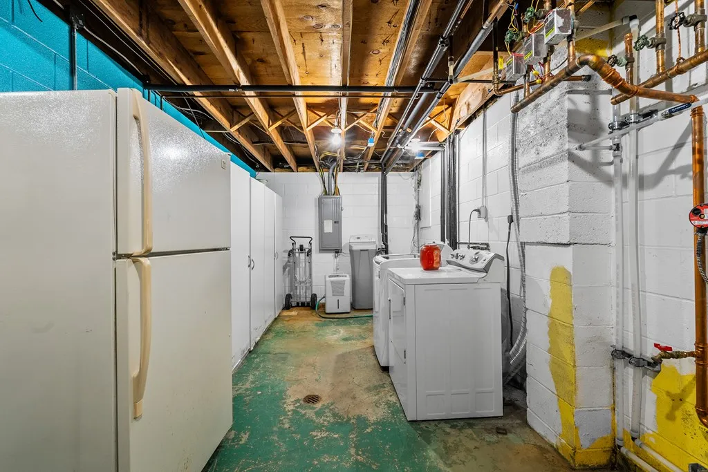 4080 Bay Shore Dr, Sturgeon Bay, Wisconsin 54235, 3 Bedrooms Bedrooms, ,3 BathroomsBathrooms,Inland-Residential,For Sale,Bay Shore Dr,144047