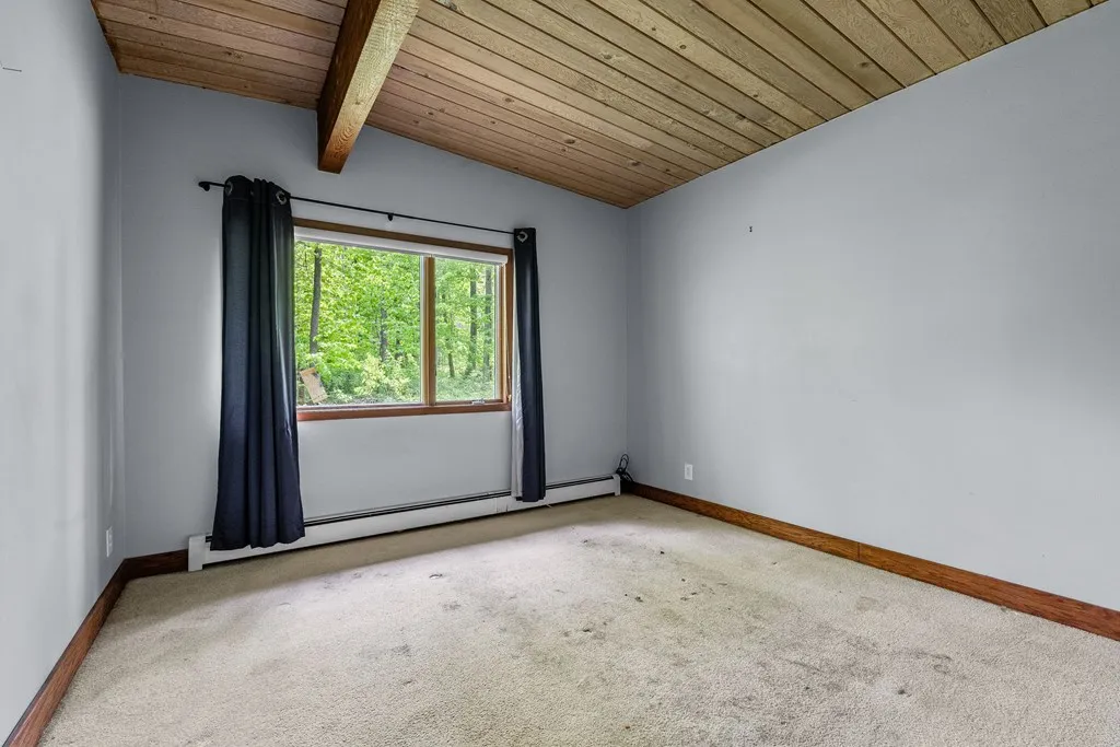 4080 Bay Shore Dr, Sturgeon Bay, Wisconsin 54235, 3 Bedrooms Bedrooms, ,3 BathroomsBathrooms,Inland-Residential,For Sale,Bay Shore Dr,144047