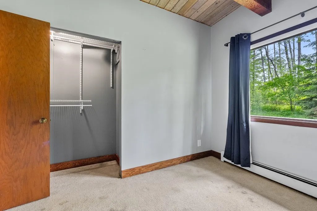 4080 Bay Shore Dr, Sturgeon Bay, Wisconsin 54235, 3 Bedrooms Bedrooms, ,3 BathroomsBathrooms,Inland-Residential,For Sale,Bay Shore Dr,144047