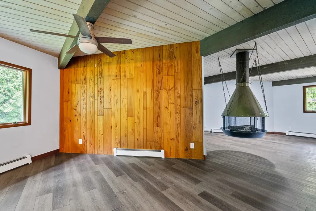 4080 Bay Shore Dr, Sturgeon Bay, Wisconsin 54235, 3 Bedrooms Bedrooms, ,3 BathroomsBathrooms,Inland-Residential,For Sale,Bay Shore Dr,144047