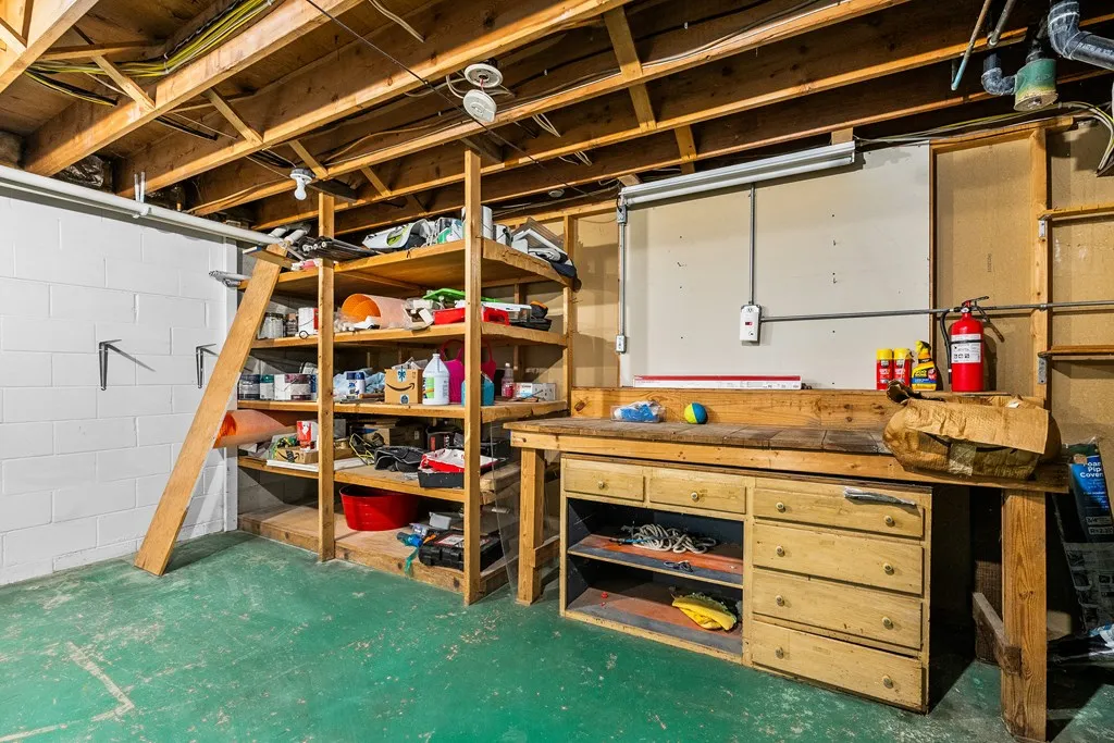 4080 Bay Shore Dr, Sturgeon Bay, Wisconsin 54235, 3 Bedrooms Bedrooms, ,3 BathroomsBathrooms,Inland-Residential,For Sale,Bay Shore Dr,144047