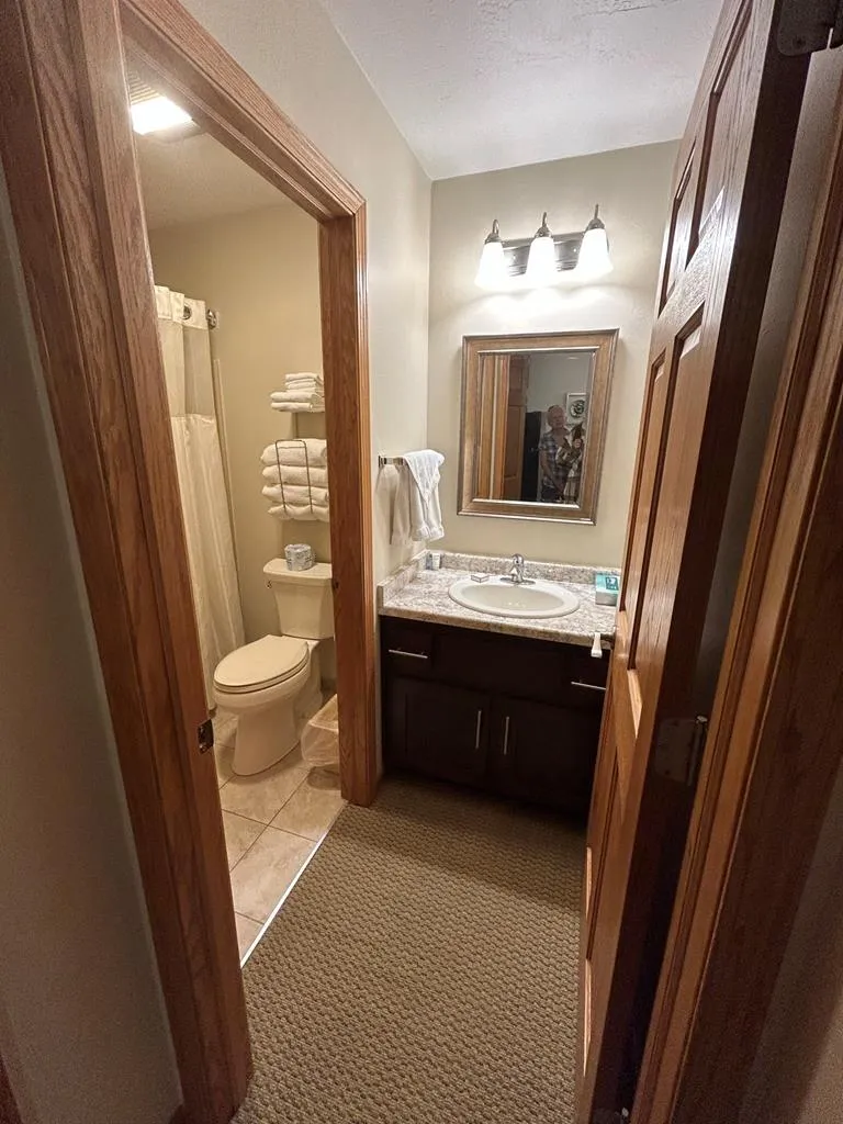 4908 Landmark Cir, Egg Harbor Wi 54209, 1 Bedroom Bedrooms, ,1 BathroomBathrooms,Condominium,For Sale,Landmark Cir,141055