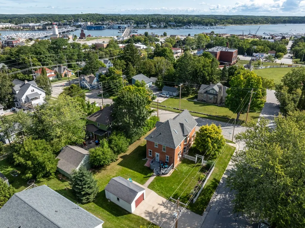 229 S Lansing Ave, Sturgeon Bay, Wisconsin 54235, 4 Bedrooms Bedrooms, ,2 BathroomsBathrooms,Inland-Residential,For Sale,S Lansing Ave,144509