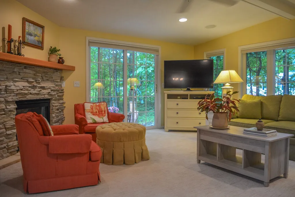4286 Harbor School Rd # 255, Egg Harbor, Wisconsin 54209, 1 Bedroom Bedrooms, ,1 BathroomBathrooms,Condominium,For Sale,Harbor School Rd,144340