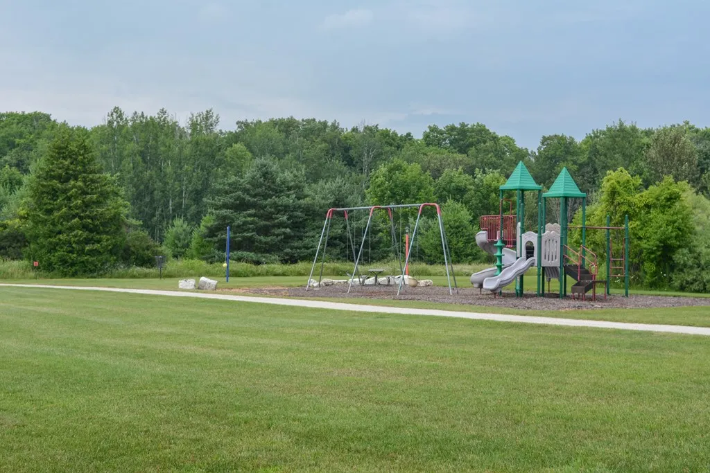 4286 Harbor School Rd # 255, Egg Harbor, Wisconsin 54209, 1 Bedroom Bedrooms, ,1 BathroomBathrooms,Condominium,For Sale,Harbor School Rd,144340