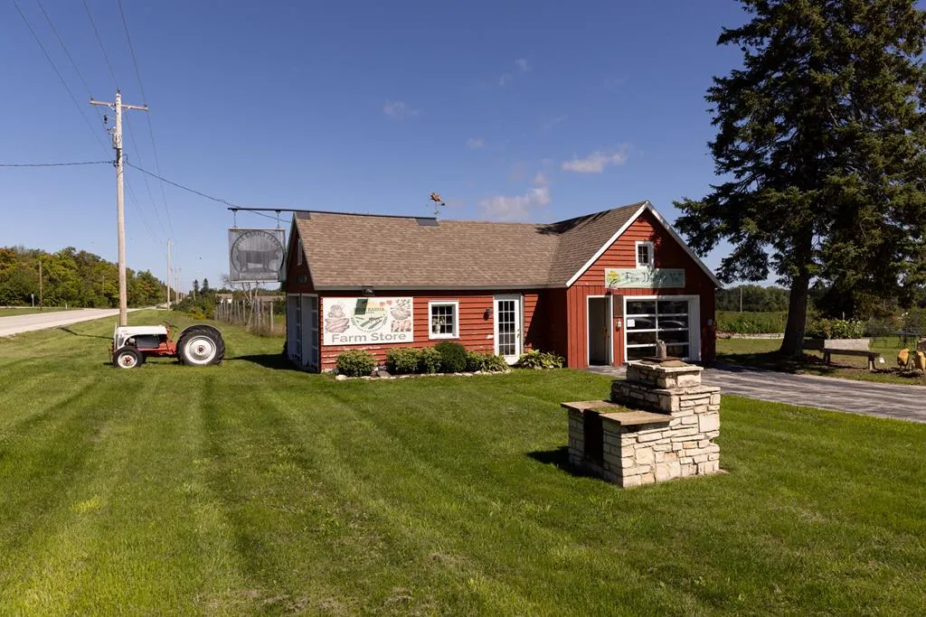 9668 Hwy 57, Baileys Harbor Wi 54202, 4 Bedrooms Bedrooms, ,2 BathroomsBathrooms,Farm,For Sale,Hwy 57,140888
