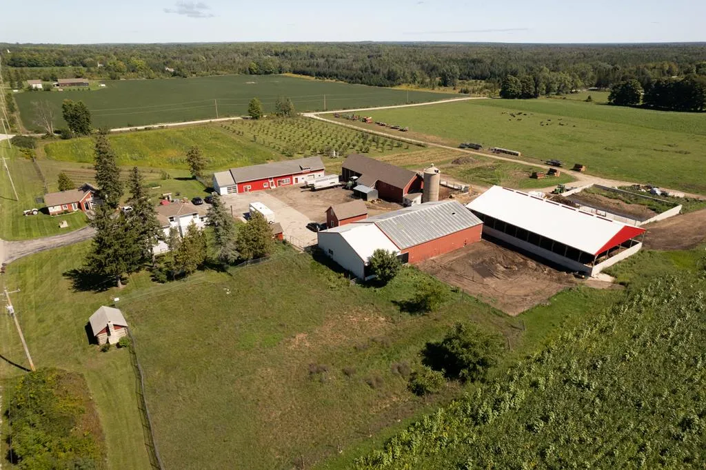 9668 Hwy 57, Baileys Harbor Wi 54202, 4 Bedrooms Bedrooms, ,2 BathroomsBathrooms,Farm,For Sale,Hwy 57,140888