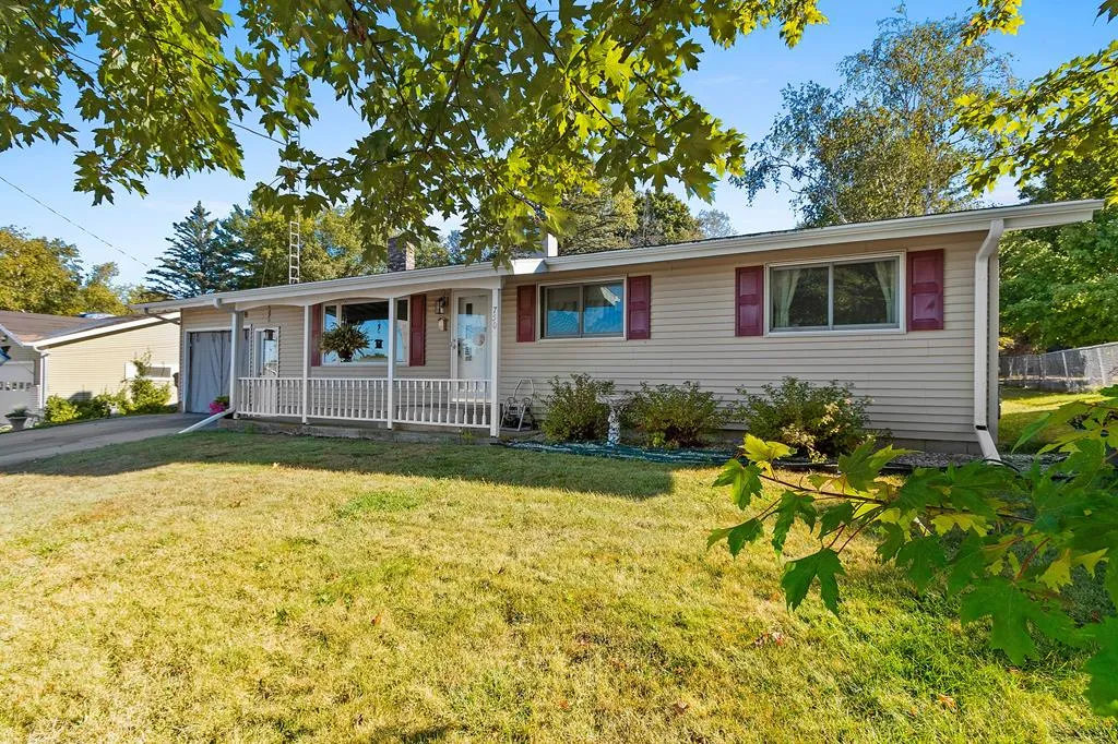 750 N 8th Ave, Sturgeon Bay Wi 54235, 4 Bedrooms Bedrooms, ,2 BathroomsBathrooms,Inland-Residential,For Sale,N 8th Ave,143268