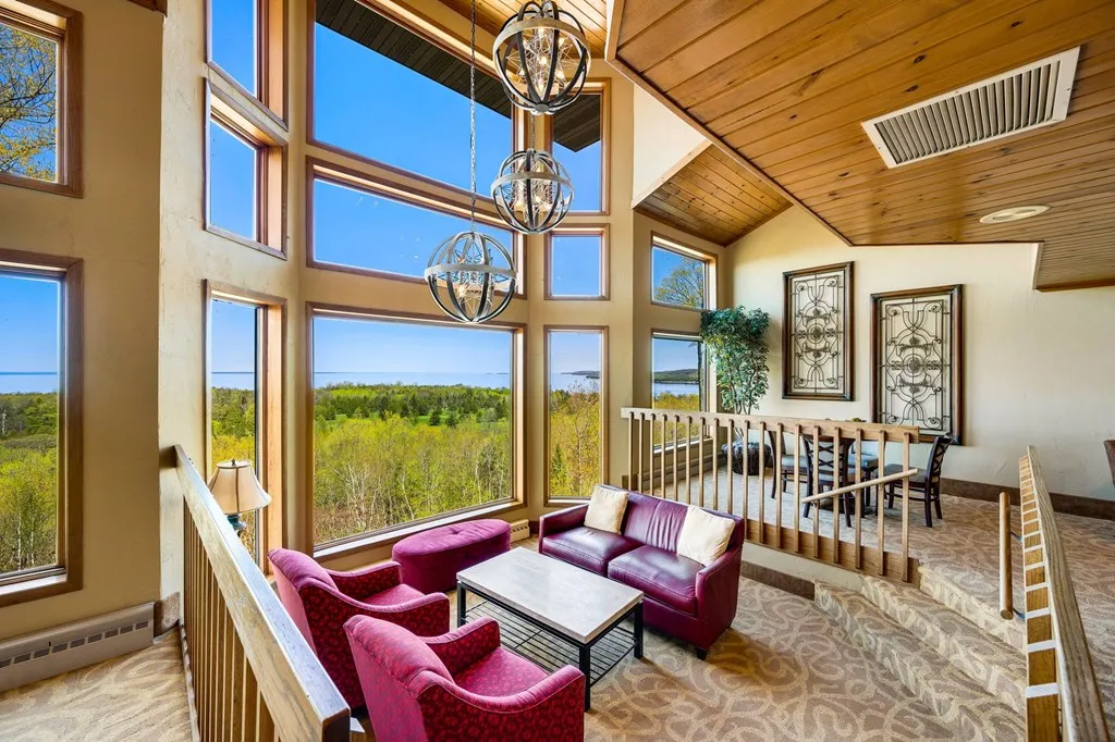 4920 Landmark Cir # B1, Egg Harbor, Wisconsin 54209, 1 Bedroom Bedrooms, ,1 BathroomBathrooms,Condominium,For Sale,Landmark Cir,144315