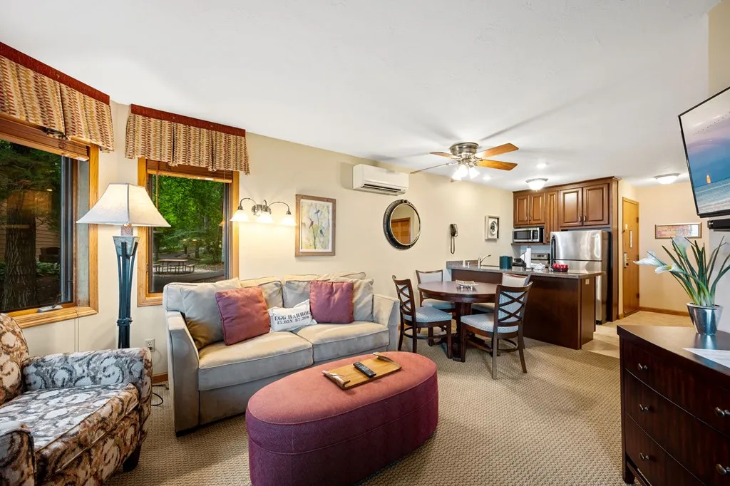 4920 Landmark Cir # B1, Egg Harbor, Wisconsin 54209, 1 Bedroom Bedrooms, ,1 BathroomBathrooms,Condominium,For Sale,Landmark Cir,144315
