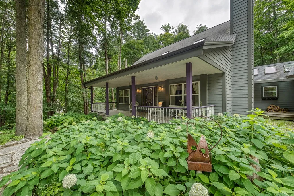 11940 Lakeview Rd, Ellison Bay, Wisconsin 54210, 3 Bedrooms Bedrooms, ,2 BathroomsBathrooms,Inland-Residential,For Sale,Lakeview Rd,144441