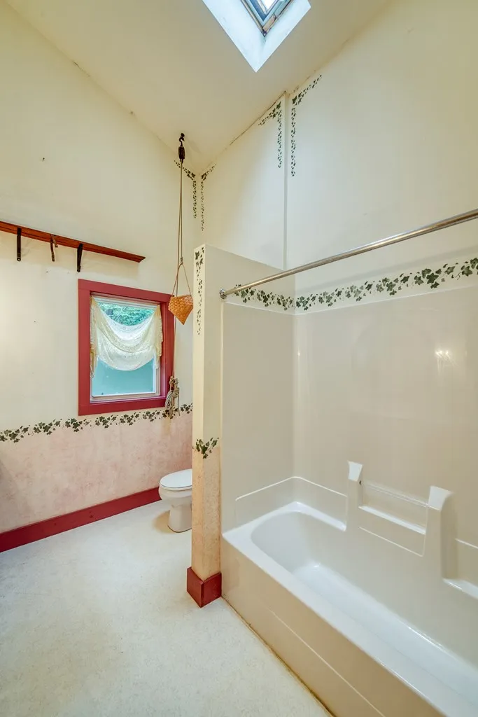 11940 Lakeview Rd, Ellison Bay, Wisconsin 54210, 3 Bedrooms Bedrooms, ,2 BathroomsBathrooms,Inland-Residential,For Sale,Lakeview Rd,144441