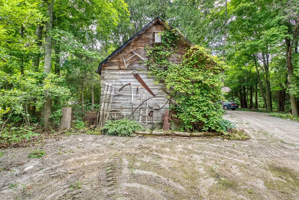 11940 Lakeview Rd, Ellison Bay, Wisconsin 54210, 3 Bedrooms Bedrooms, ,2 BathroomsBathrooms,Inland-Residential,For Sale,Lakeview Rd,144441