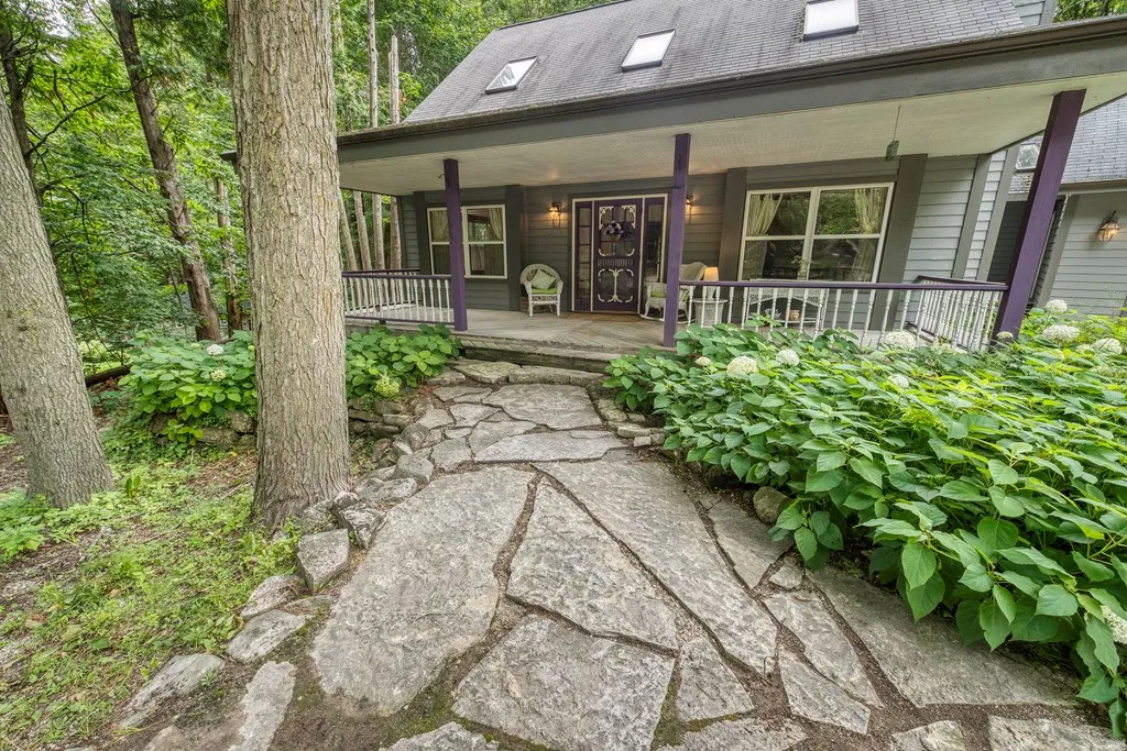 11940 Lakeview Rd, Ellison Bay, Wisconsin 54210, 3 Bedrooms Bedrooms, ,2 BathroomsBathrooms,Inland-Residential,For Sale,Lakeview Rd,144441