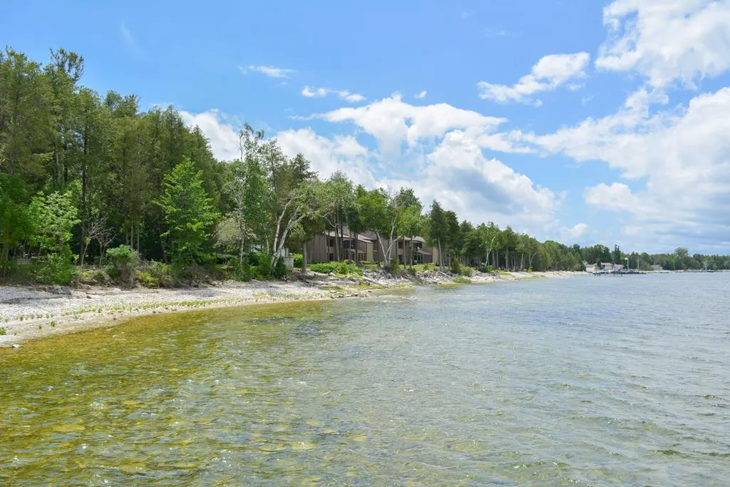 7594 Horseshoe Bay Rd # 10u, Egg Harbor Wi 54209, 2 Bedrooms Bedrooms, ,2 BathroomsBathrooms,Condominium,For Sale,Horseshoe Bay Rd,143799