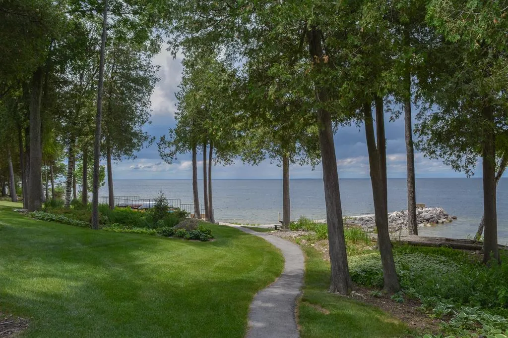 7594 Horseshoe Bay Rd # 10u, Egg Harbor Wi 54209, 2 Bedrooms Bedrooms, ,2 BathroomsBathrooms,Condominium,For Sale,Horseshoe Bay Rd,143799