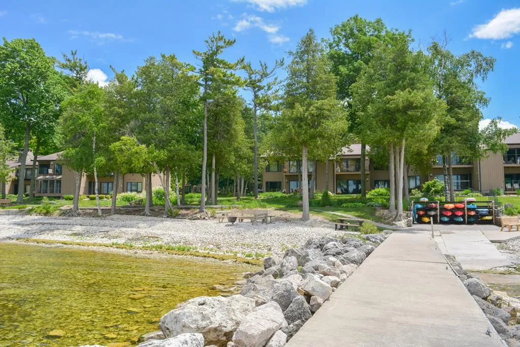 7594 Horseshoe Bay Rd # 10u, Egg Harbor Wi 54209, 2 Bedrooms Bedrooms, ,2 BathroomsBathrooms,Condominium,For Sale,Horseshoe Bay Rd,143799