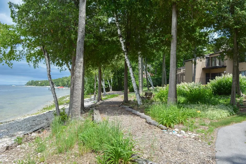 7594 Horseshoe Bay Rd # 10u, Egg Harbor Wi 54209, 2 Bedrooms Bedrooms, ,2 BathroomsBathrooms,Condominium,For Sale,Horseshoe Bay Rd,143799