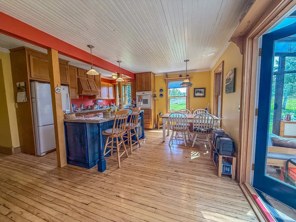 852 Jackson Harbor Rd, Washington Island, Wisconsin 54246, 3 Bedrooms Bedrooms, ,3 BathroomsBathrooms,Inland-Residential,For Sale,Jackson Harbor Rd,143986
