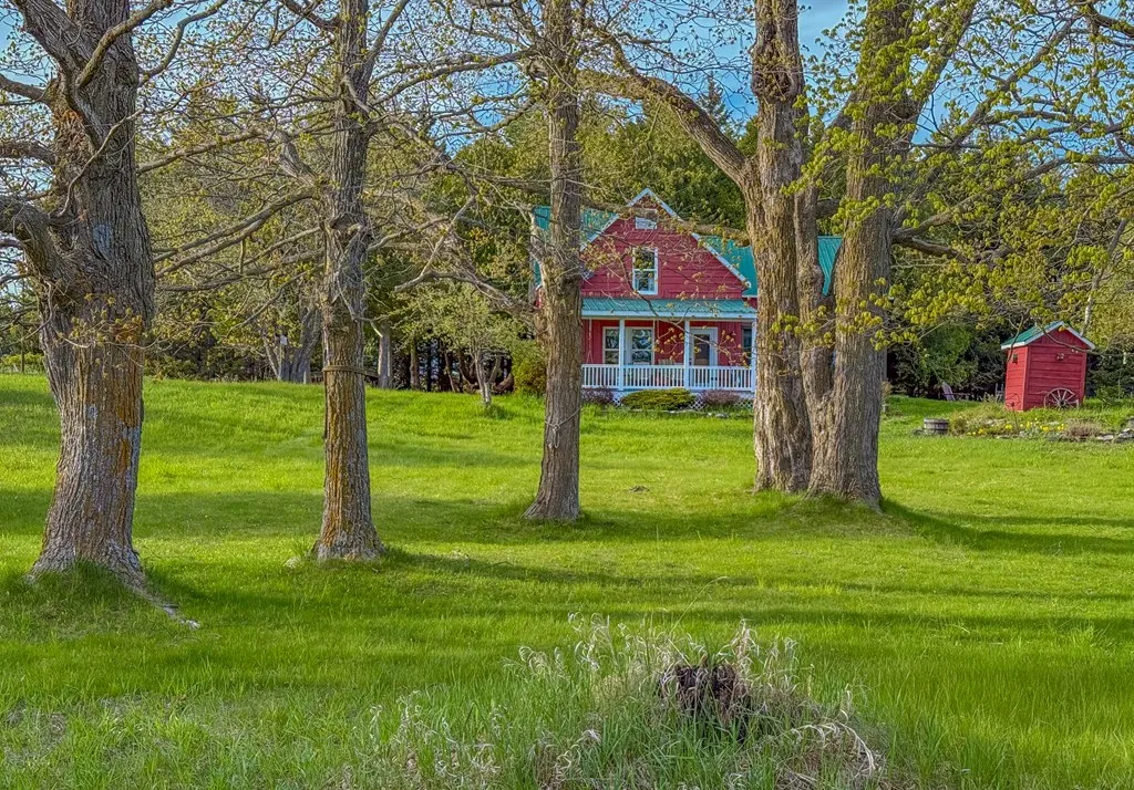 852 Jackson Harbor Rd, Washington Island, Wisconsin 54246, 3 Bedrooms Bedrooms, ,3 BathroomsBathrooms,Inland-Residential,For Sale,Jackson Harbor Rd,143986