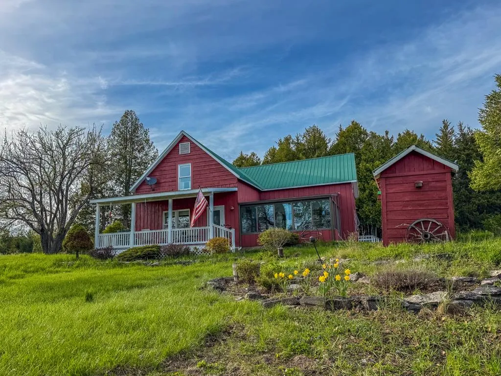 852 Jackson Harbor Rd, Washington Island, Wisconsin 54246, 3 Bedrooms Bedrooms, ,3 BathroomsBathrooms,Inland-Residential,For Sale,Jackson Harbor Rd,143986