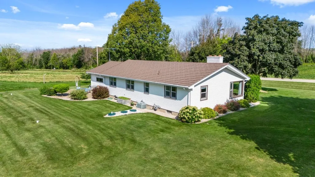10671 Bay Shore Rd, Brussels Wi 54204, 3 Bedrooms Bedrooms, ,1 BathroomBathrooms,Inland-Residential,For Sale,Bay Shore Rd,143116